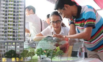 Nhiều chủ đầu tư vẫn lách luật, thu tiền đặt cọc giữ chỗ